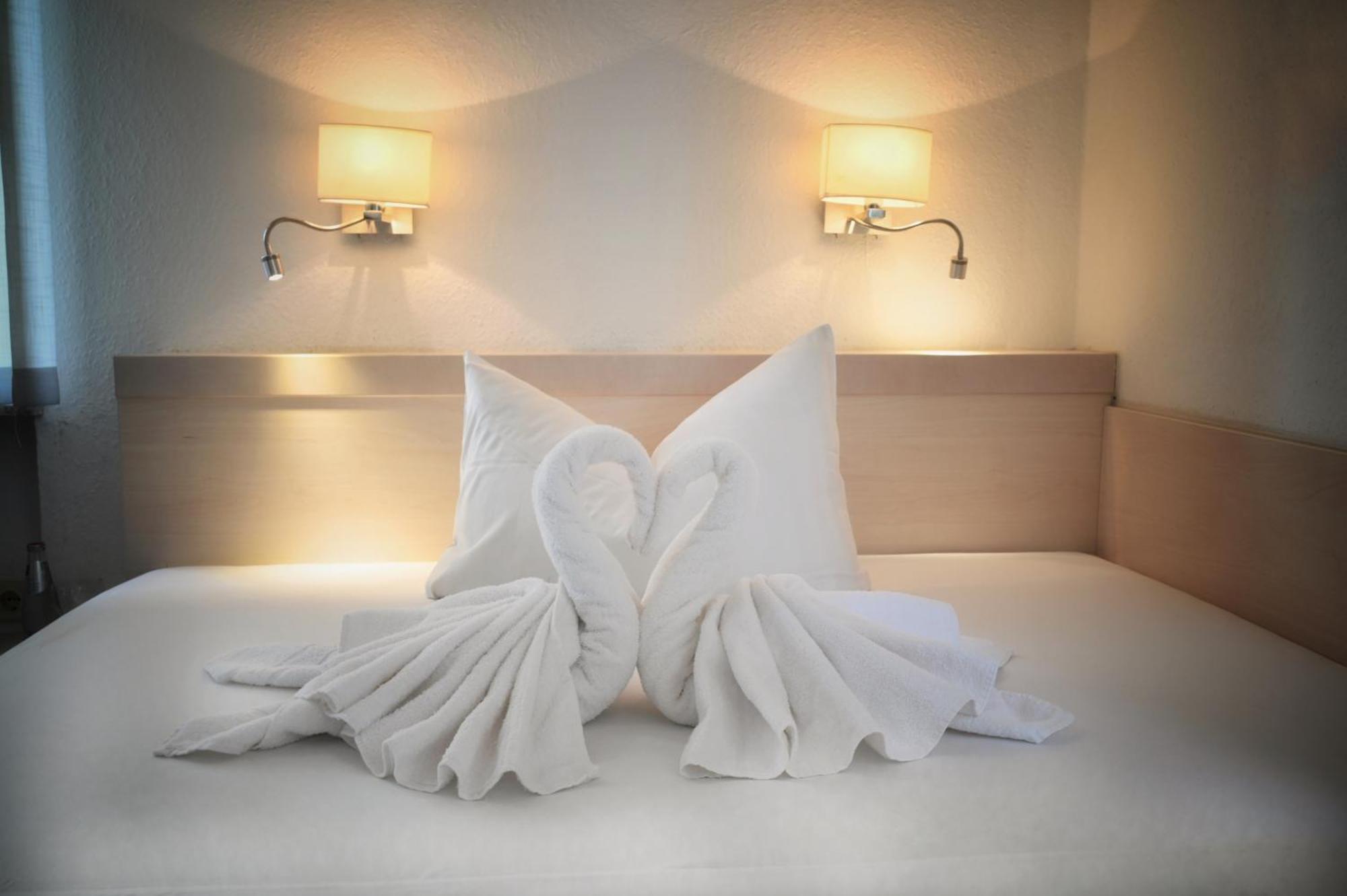 Hotel Scirocco Baunatal Buitenkant foto